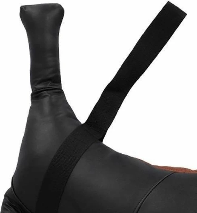 Thes boksi HMS, i zi