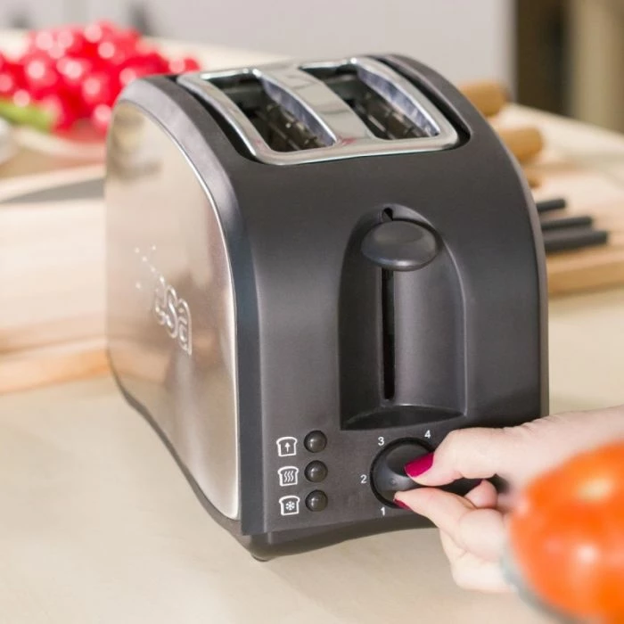 Toster UFESA TT7985, 2 vende, 800 W, argjendtë/zi