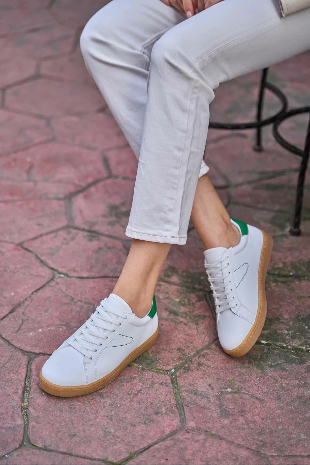 Atlete për gra Jumeon, MK1340424SR20-001, të bardha me të gjelbra