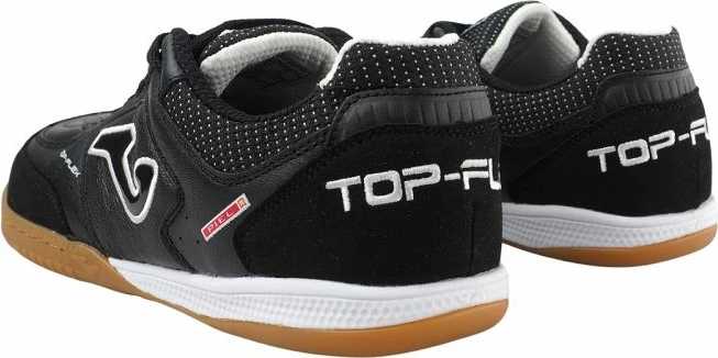 Atlete futbolli për meshkuj Joma, të zeza