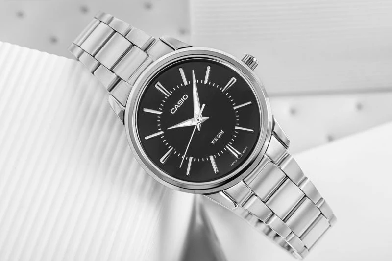 Orë dore për femra Casio, argjend