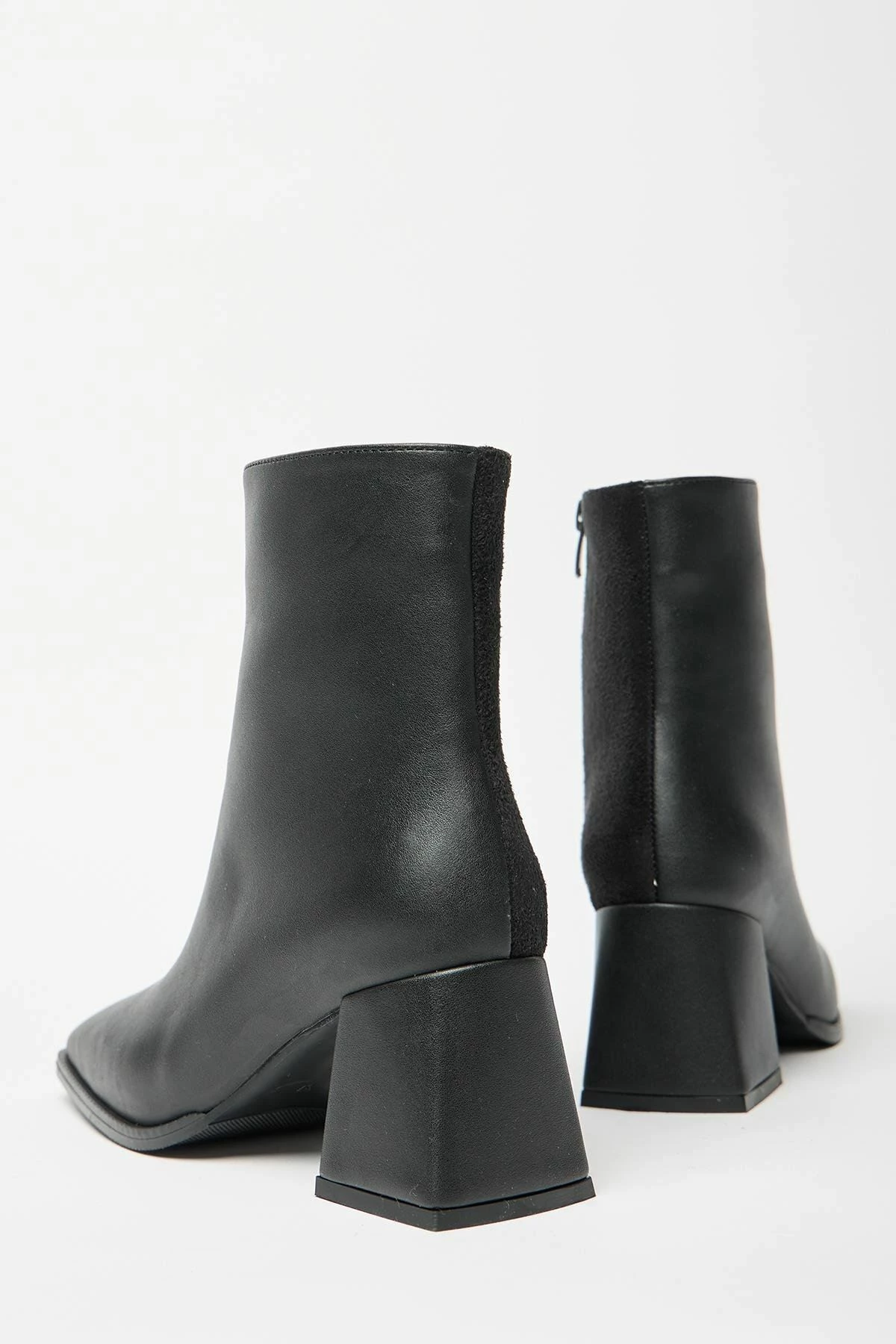Çizme për gra, ngjyrë e zezë, Jumeon, MK1345025KR20-004