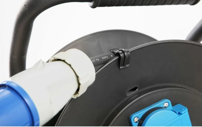 Rrotë zgjatuesi kablli BRUNNER Drummer Rubber 25 m 3x2.5 mm², CEE + 2 Schuko + 1 CEE, e zezë