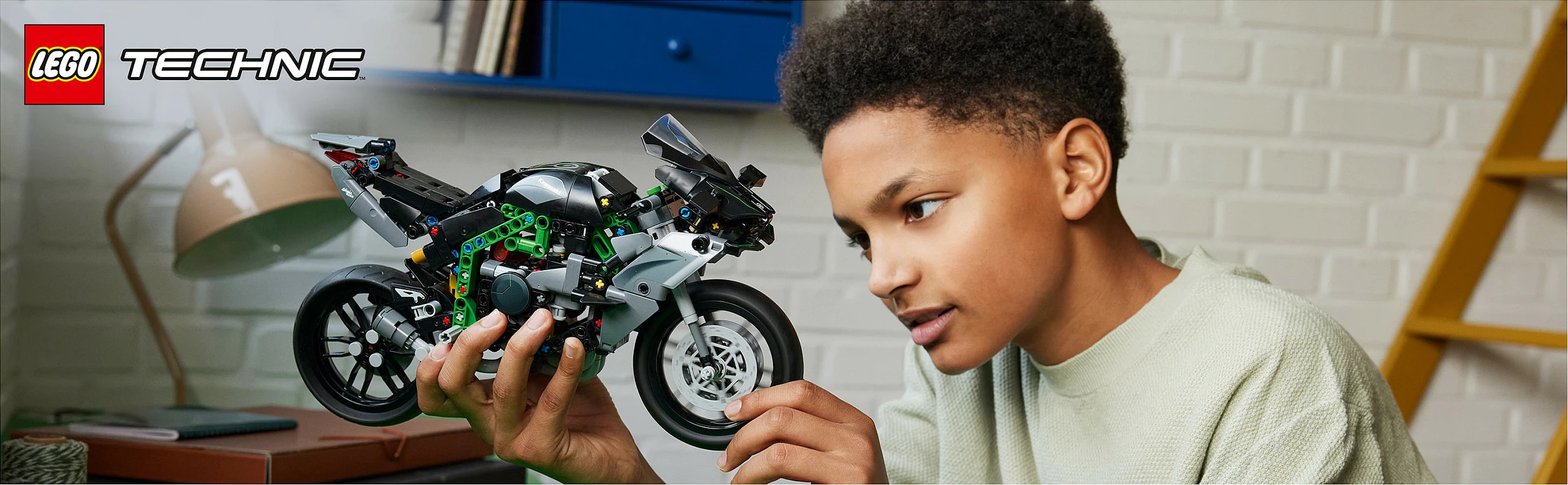 Set ndërtimi LEGO Technic Kawasaki Ninja H2R, 643 pjesë, shumëngjyrësh