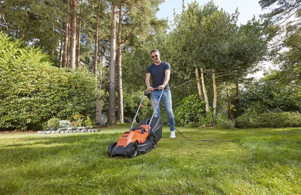 Kositëse bari elektrike Black&Decker BEMW451 1200 W 32 cm, 35 L, e zezë/portokalli