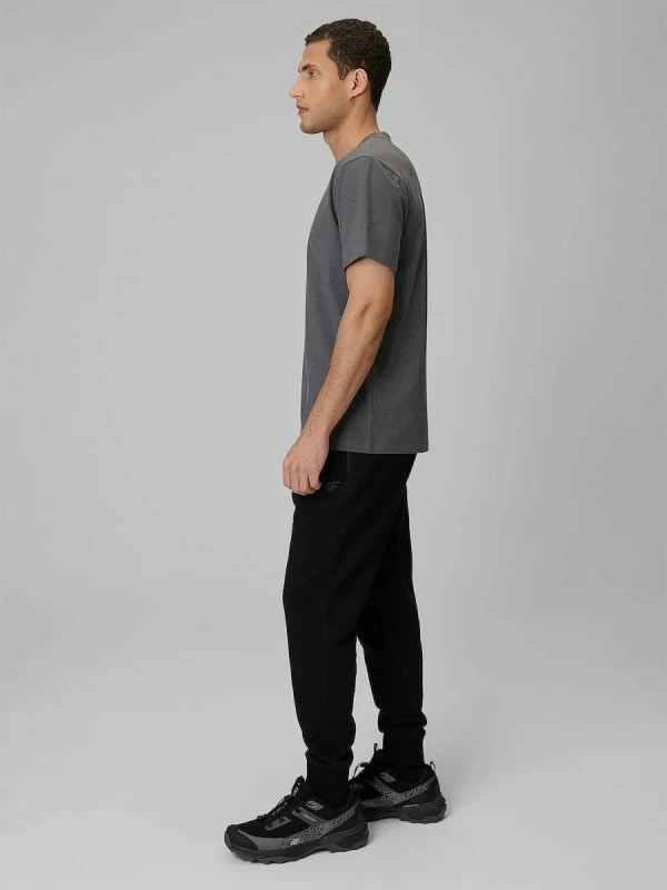 Pantallona sportive jogger për meshkuj 4F 4FRMM00TTROM2020-20S