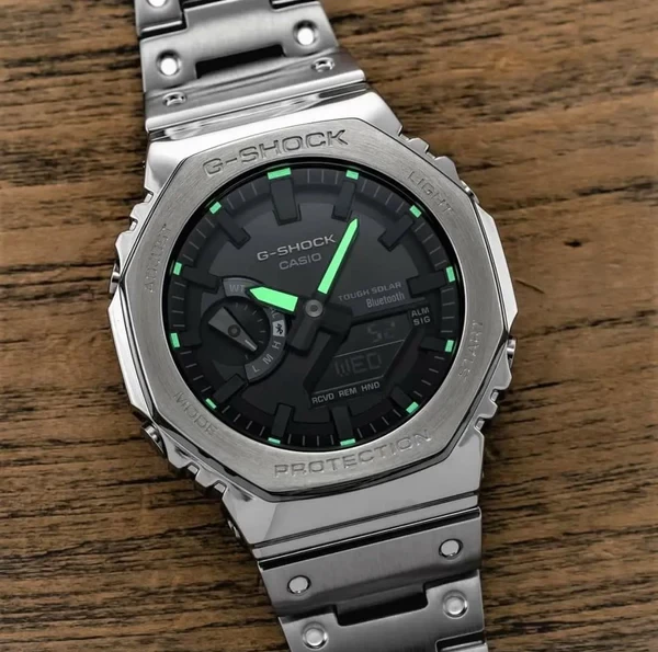 Orë dore G-SHOCK GM-B2100D-1A, e argjendtë/zezë
