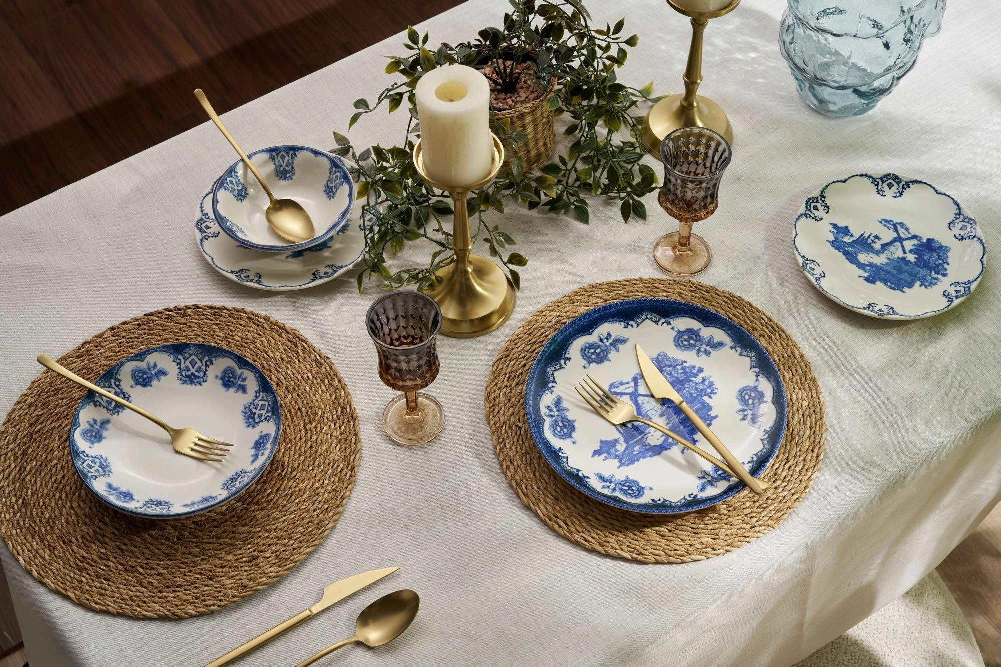Set enësh për drekë (24 copë), Hermia Concept, Bluecourt