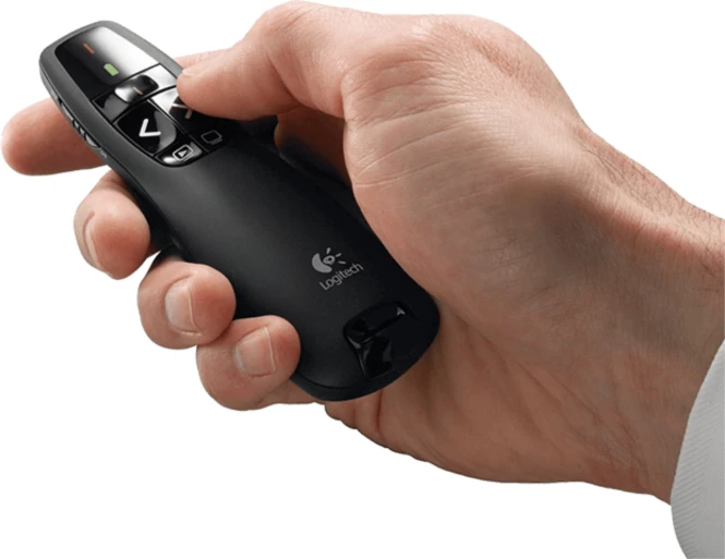 Telekomandë prezantimi Logitech R400, wireless 2.4GHz, laser i kuq, rreze 15 m, me marrës USB, me këllëf, e zezë