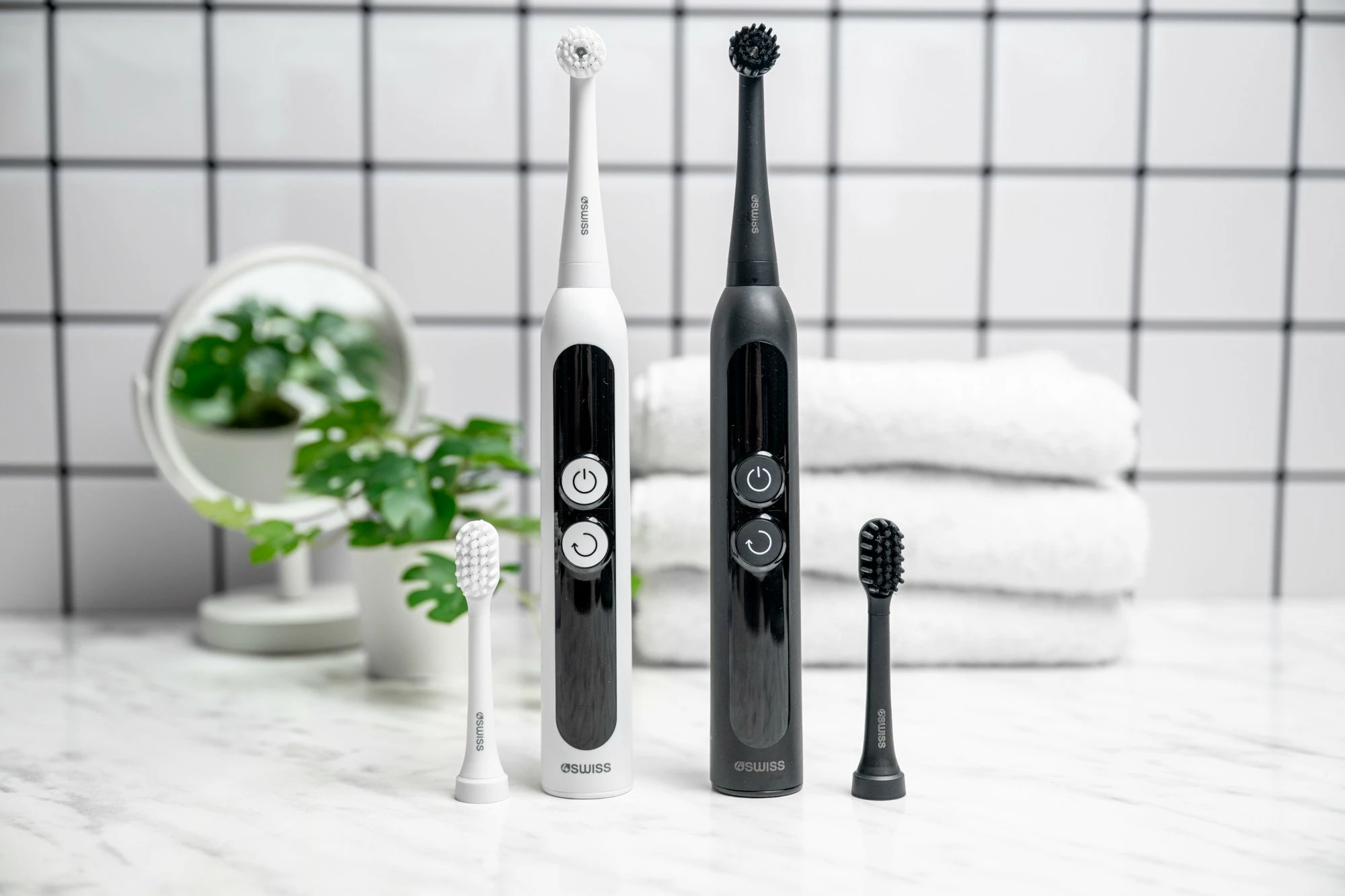Furçë dhëmbësh elektrike 4Swiss ST216 Electrosonic Care+, 6 mënyra, 2 koka, bateri 2000 mAh, LCD, IPX7, mint, set 2 copë