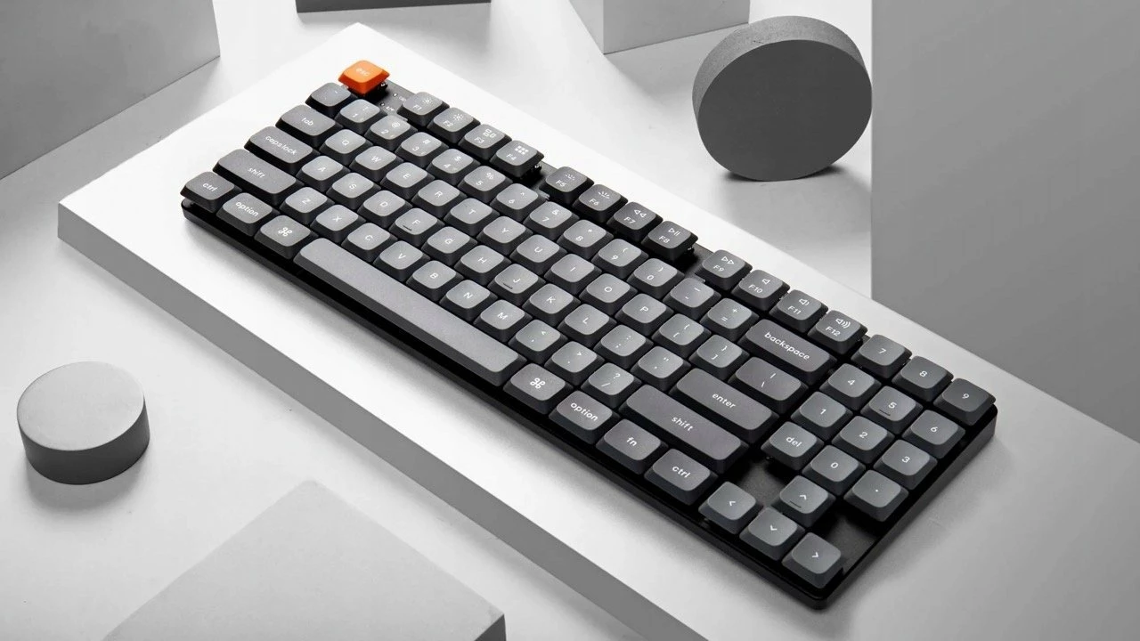 Tastierë mekanike Keychron K13 Max K13M-H3, QMK/VIA, hot-swap, low profile Gateron Brown, RGB, 80% TKL US, USB/Bluetooth/2.4GHz, gri