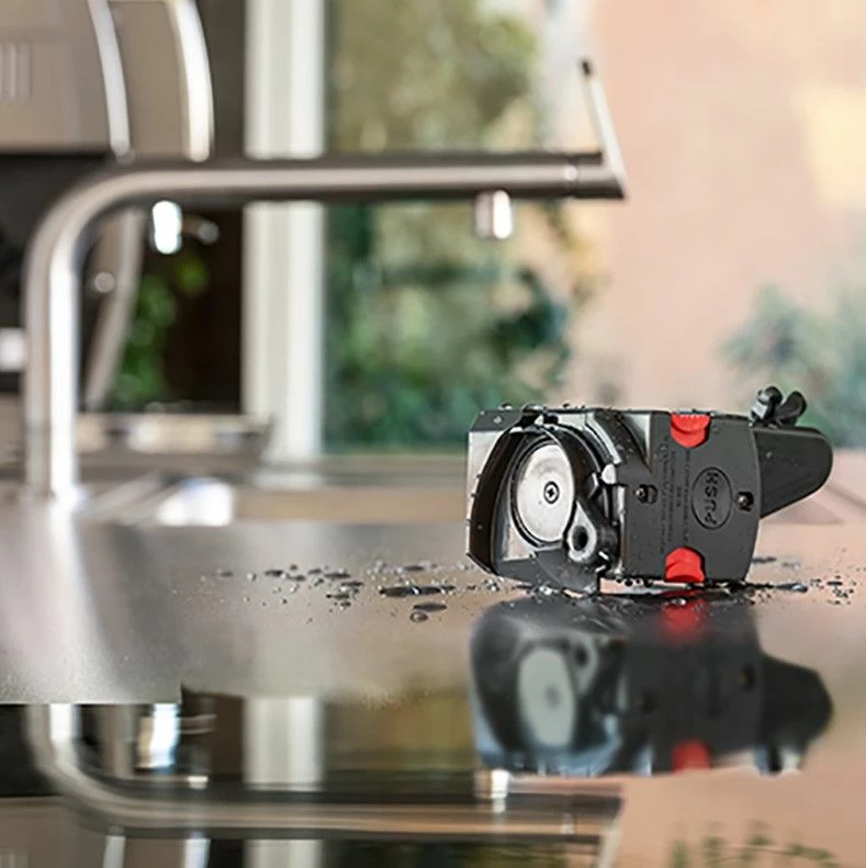 Aparat espresso automatik DeLonghi Dinamica ECAM 350.55.B, 1.8 L, 15 bar, me mulli dhe frother qumështi, i zi