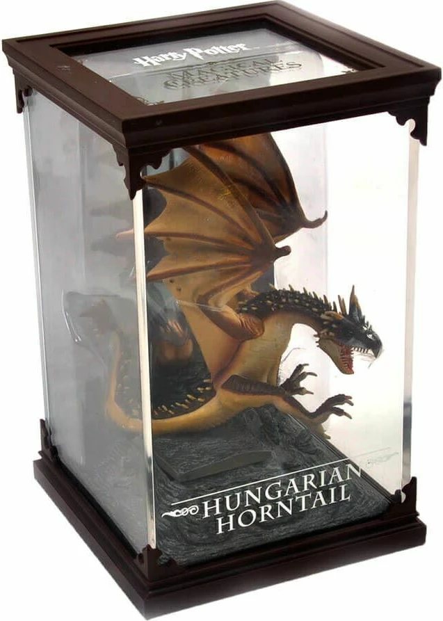 Figurinë koleksionuese NOBLE COLLECTION Harry Potter Hungarian Horntail 18.5 cm, e pikturuar me dorë, me kasë akrilike