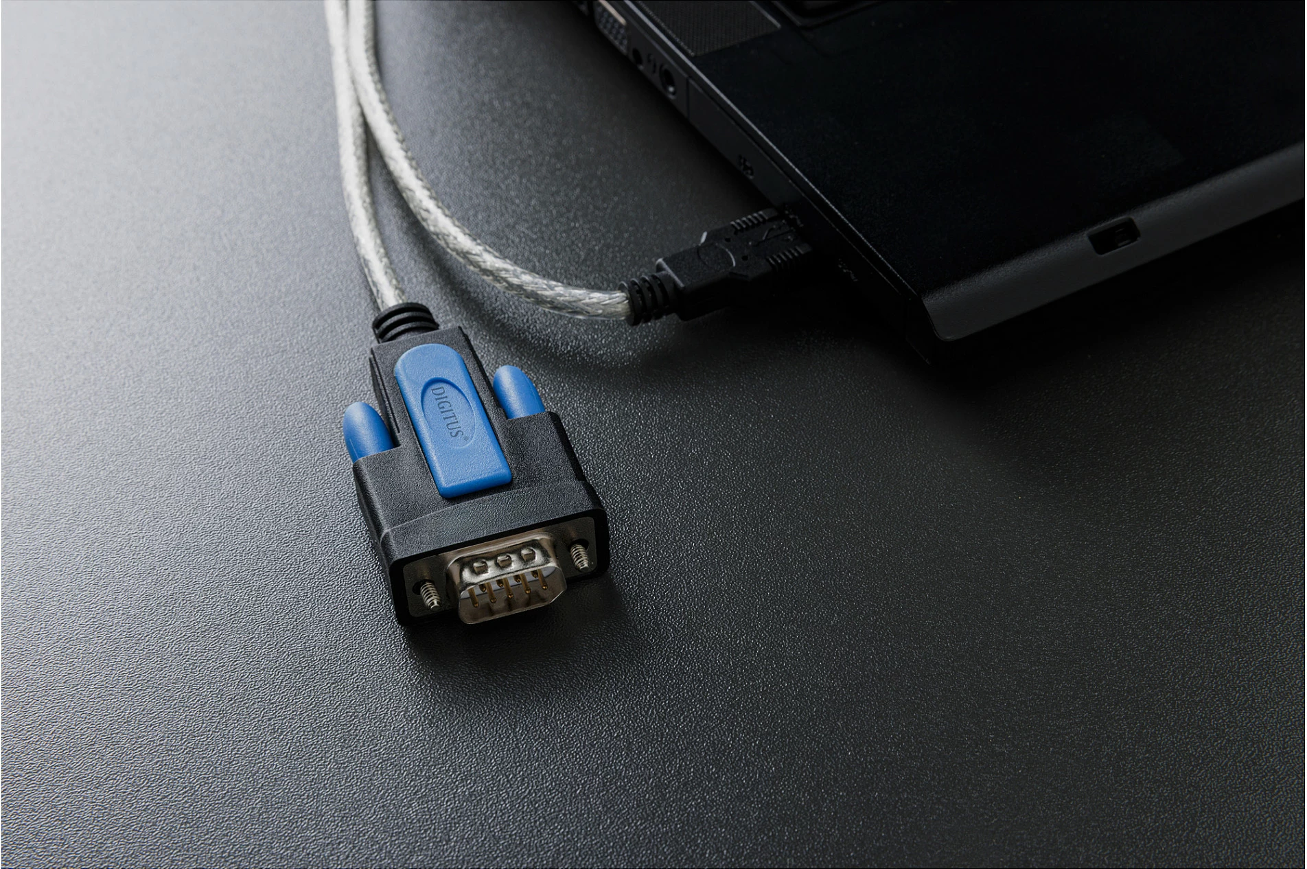 Kabllo adapter USB-A në RS232 Digitus, 1.8 m, FTDI, transparente