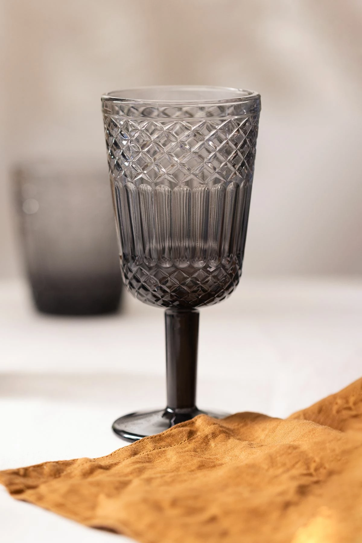 Set gotash prej qelqi (4 copë), Hermia Concept, Vega 280, ngjyrë fume