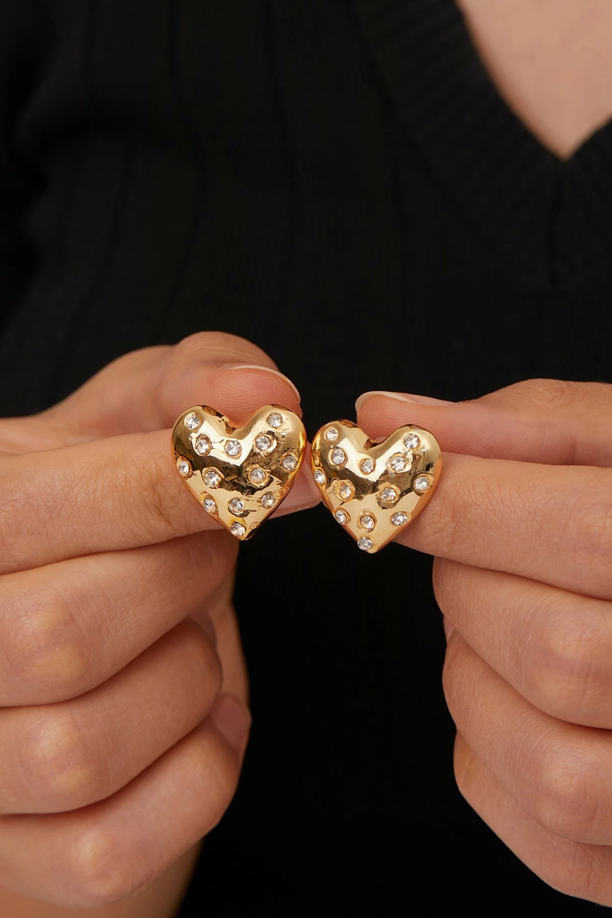 Vathë metalik në formë zemre, ngjyrë ari, ELKGC68017