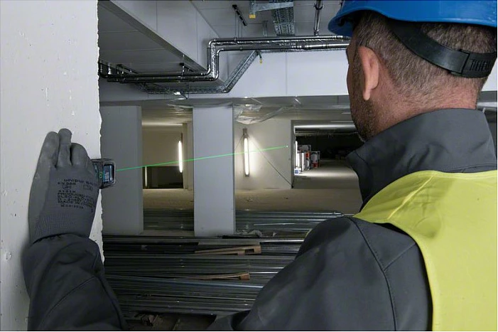 Matës distance me laser Bosch GLM 50-25 G, deri 50 m, lazer i gjelbër, blu/zi