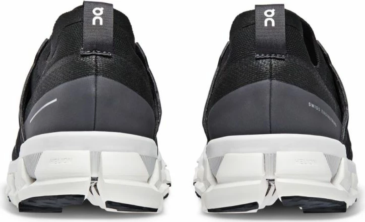 Atlete për meshkuj On Running, të zeza