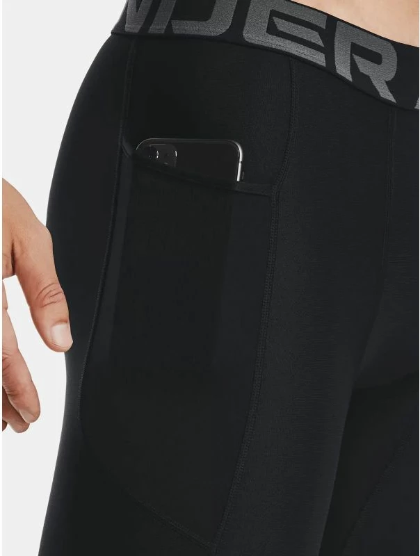 Shorce për stërvitje për meshkuj Under Armour, të zeza