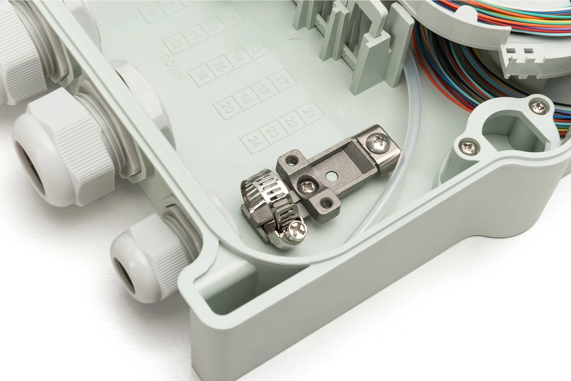 Kuti shpërndarëse fibër optike Digitus, 12 fibra, LC/PC, e bardhë, ABS