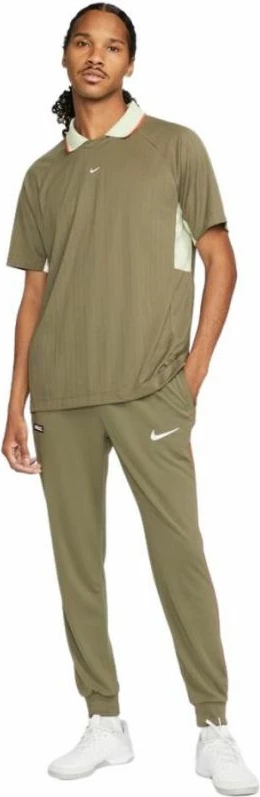 Pantallona sportive Nike për meshkuj, jeshile