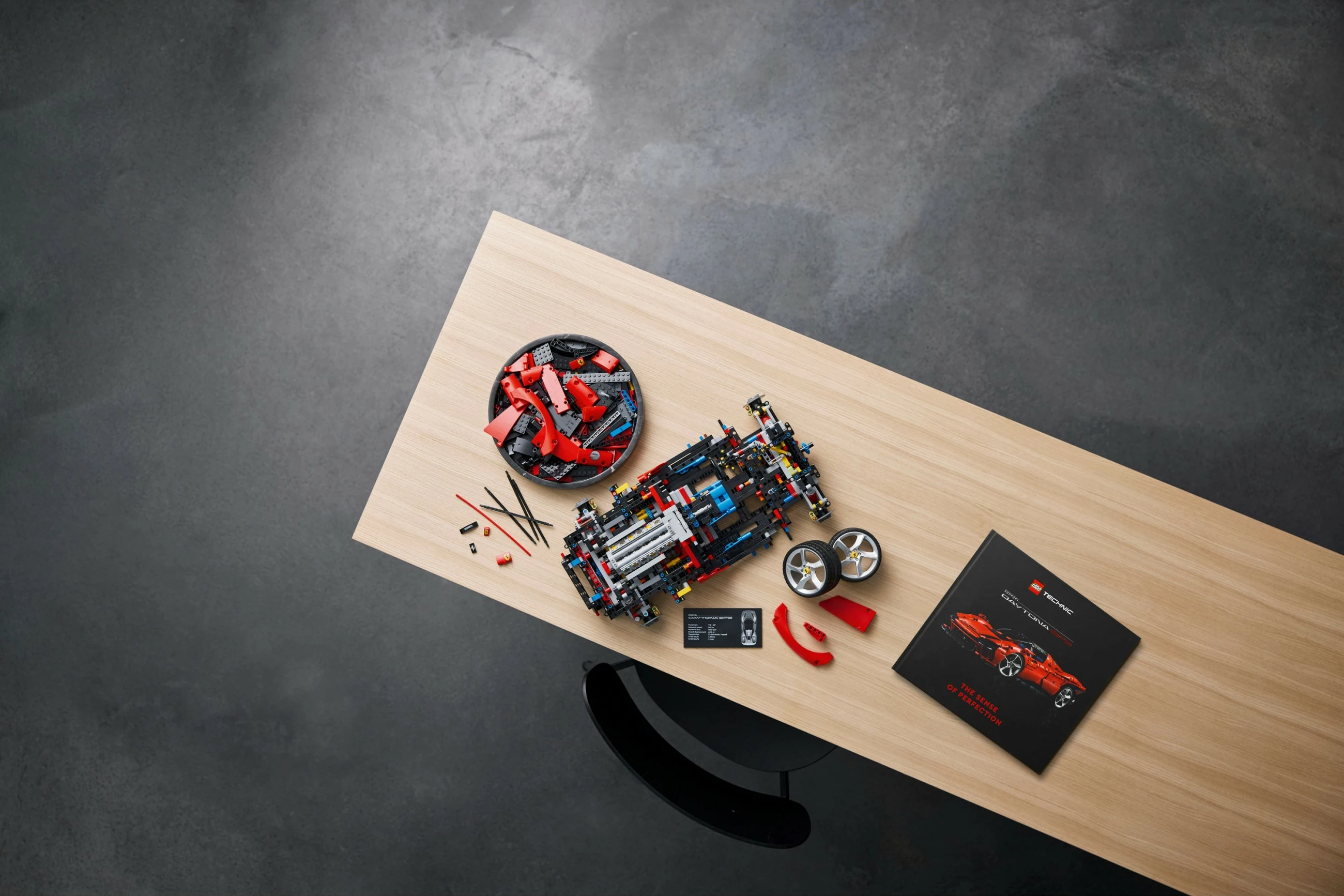Set ndërtimi LEGO Technic Ferrari Daytona SP3, 3778 pjesë, plastikë, 6.99 kg