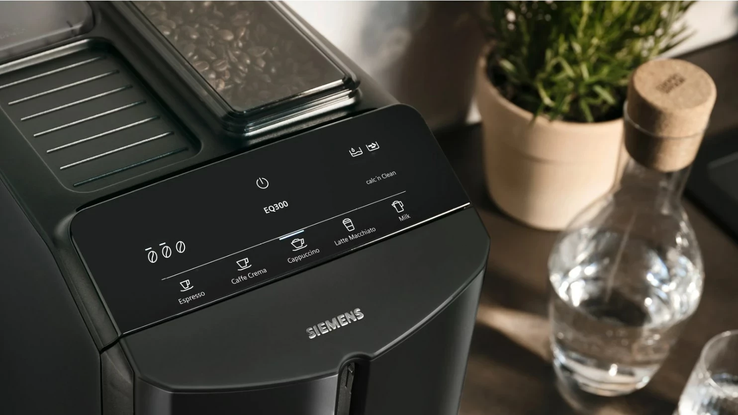 Aparat kafeje Siemens EQ.300 TF301E19, plotësisht automatik, 1.4 L, i zi