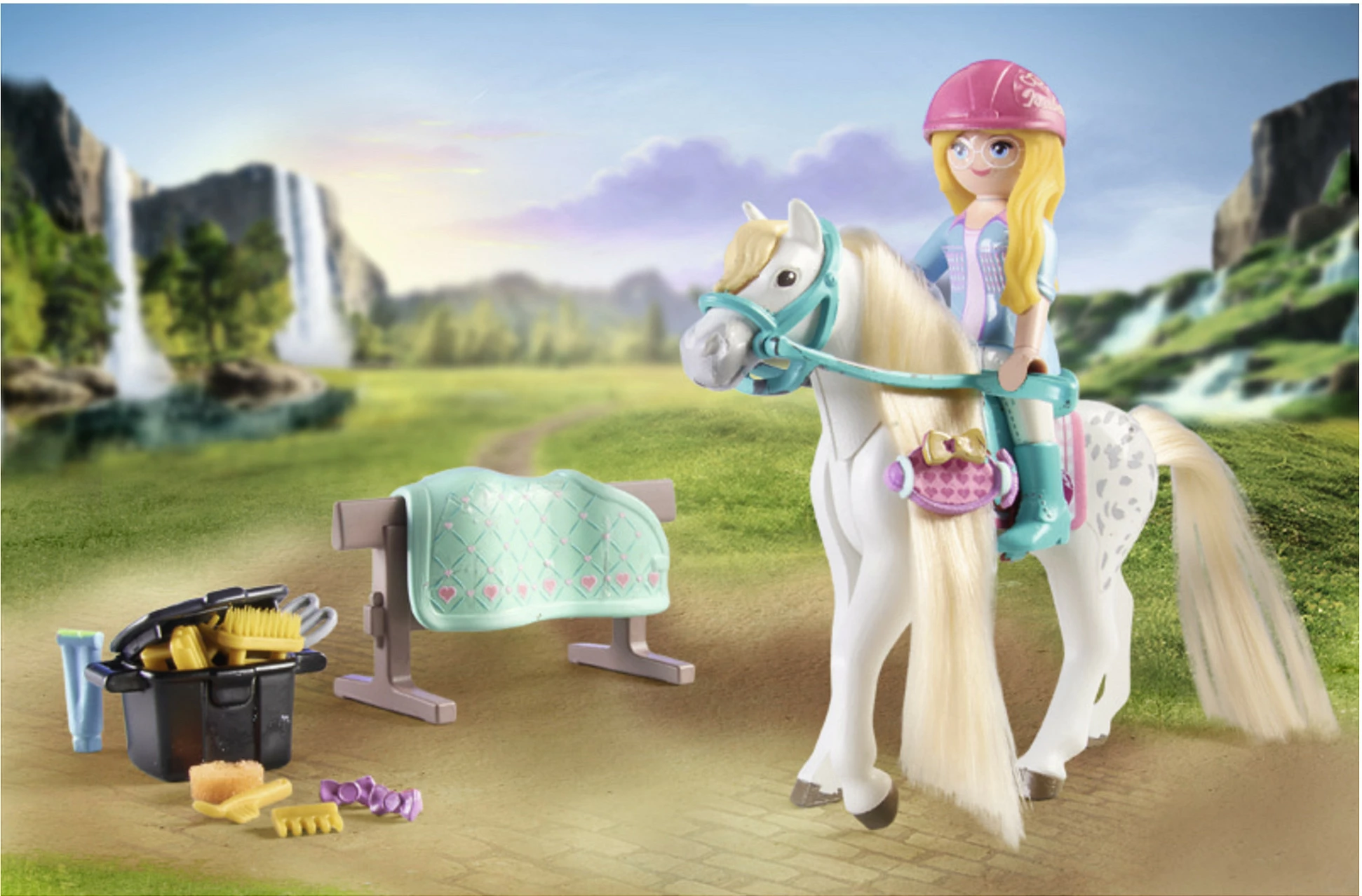 Set lodër Playmobil Horses of Waterfall 71354, stacion larjeje kuajsh, 86 copë, shumëngjyrësh