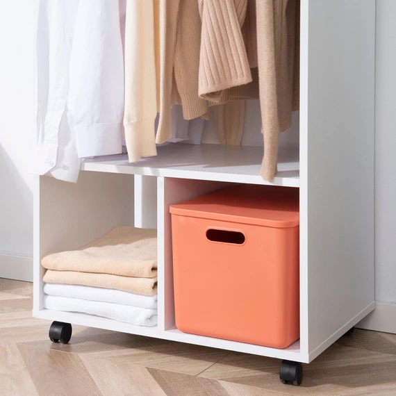 Dollap për rroba Mara