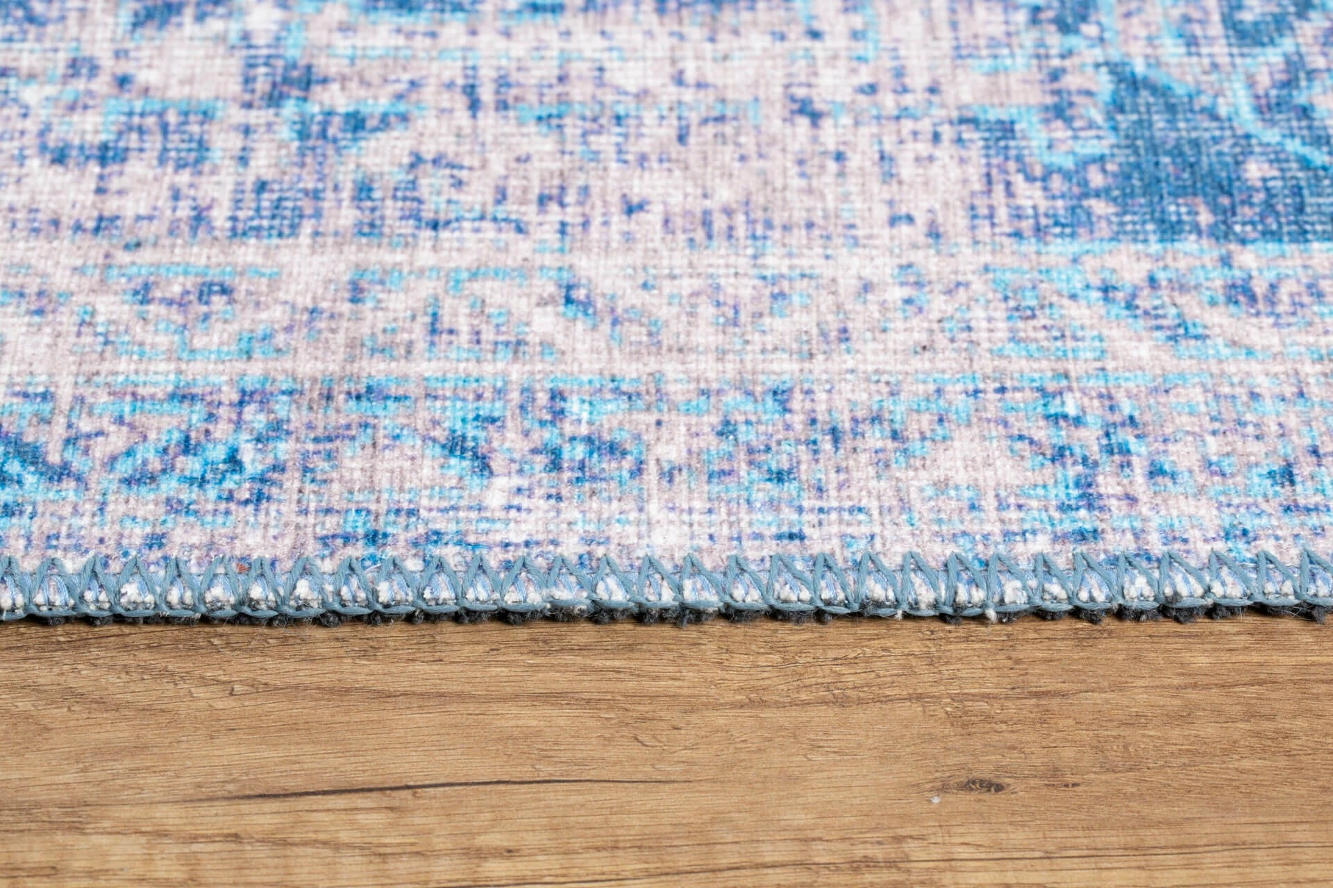 Qilim Conceptum Hypnose, chenille blu, 230x330cm