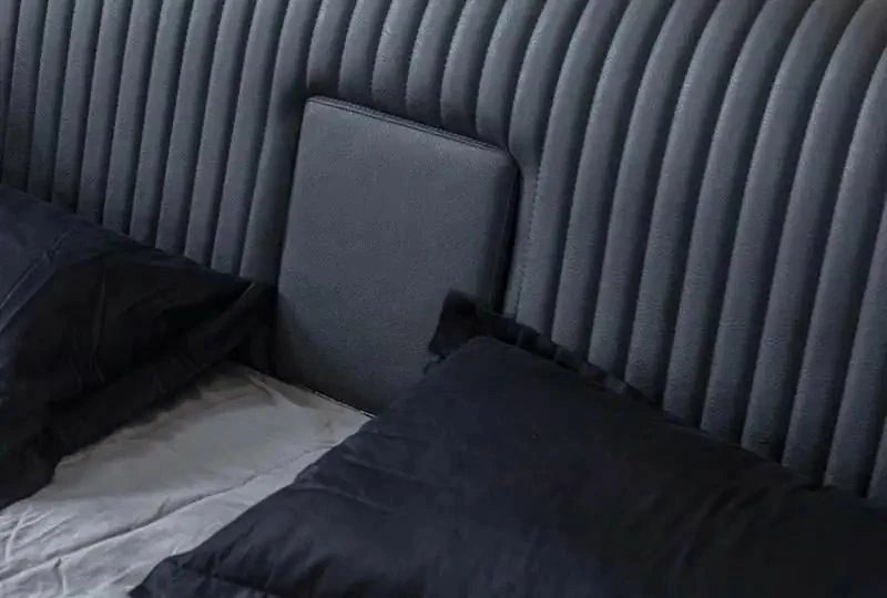 Krevat dopio me funksione të mençura, ngjyrë e zezë, Skye Decor