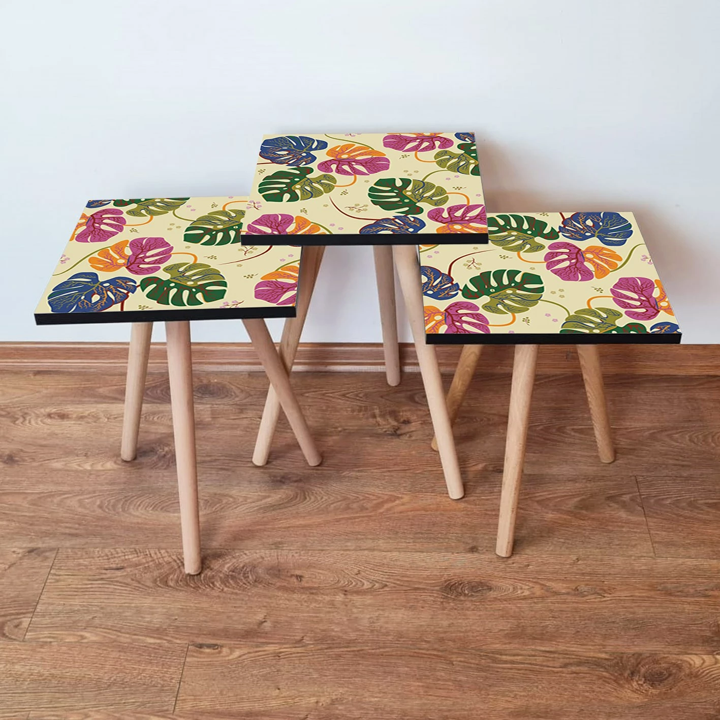 Set tavolinash ndihmëse, shumëngjyrëshe, Skye Decor, 3Shp139, 3 copë