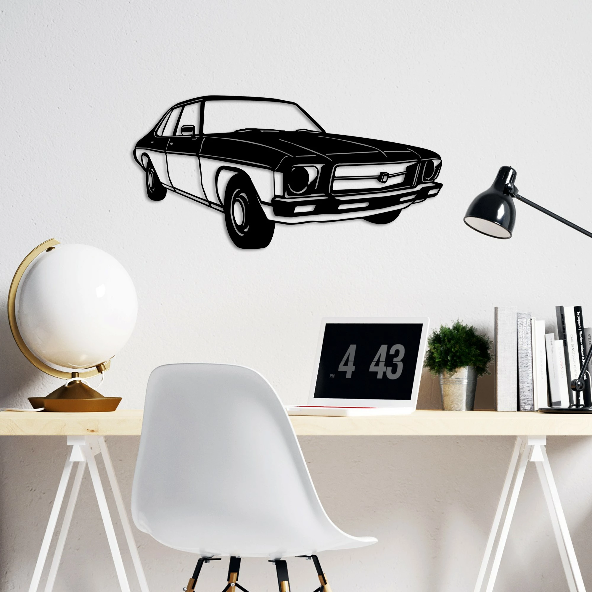 Aksesor dekorativ metalik për mur, veturë vintage sedan Holden Kingswood, ngjyrë e zezë