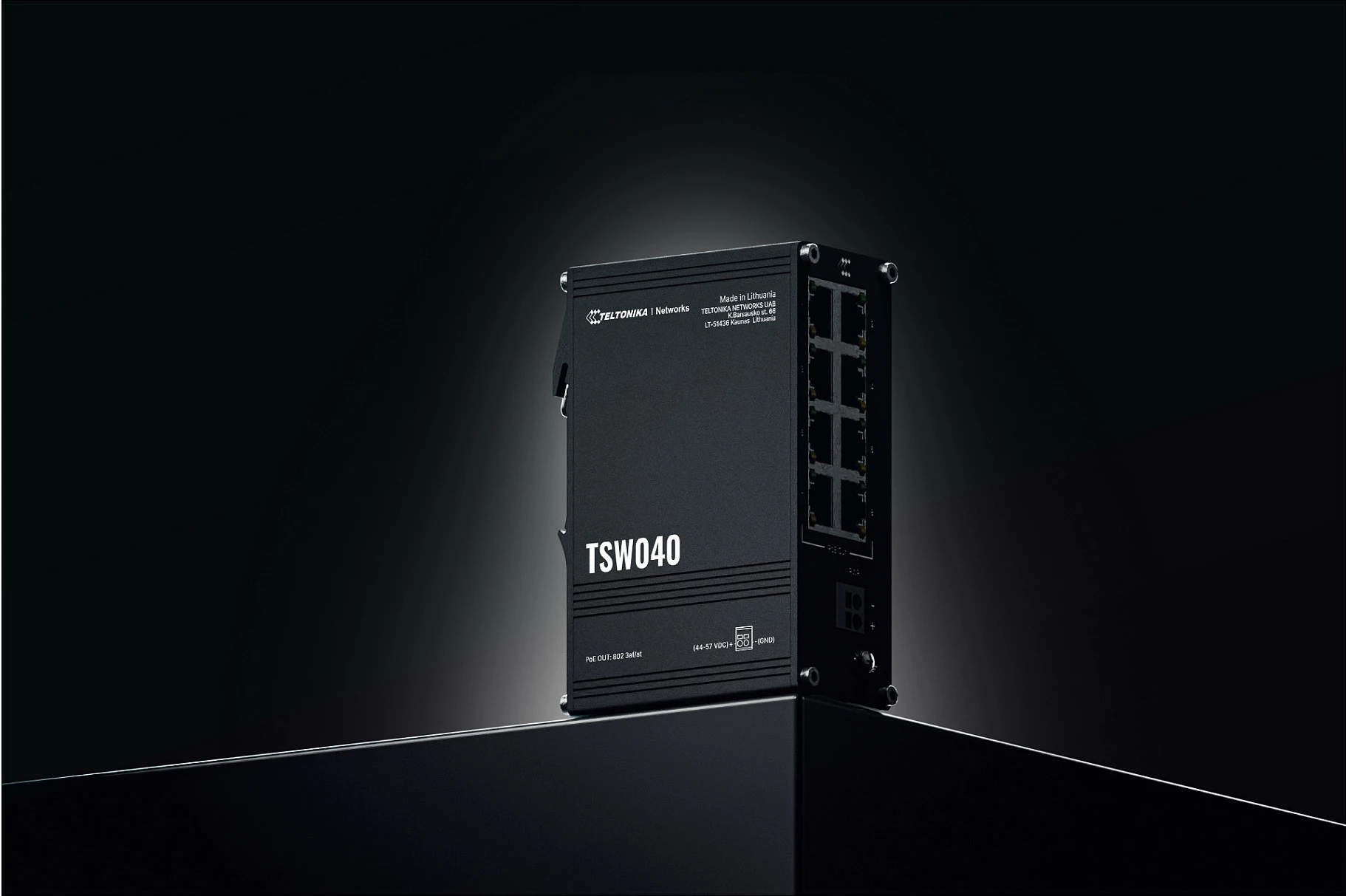 Switch Teltonika Networks TSW040, 8-Port PoE+ Fast Ethernet 10/100, 240W, i zi