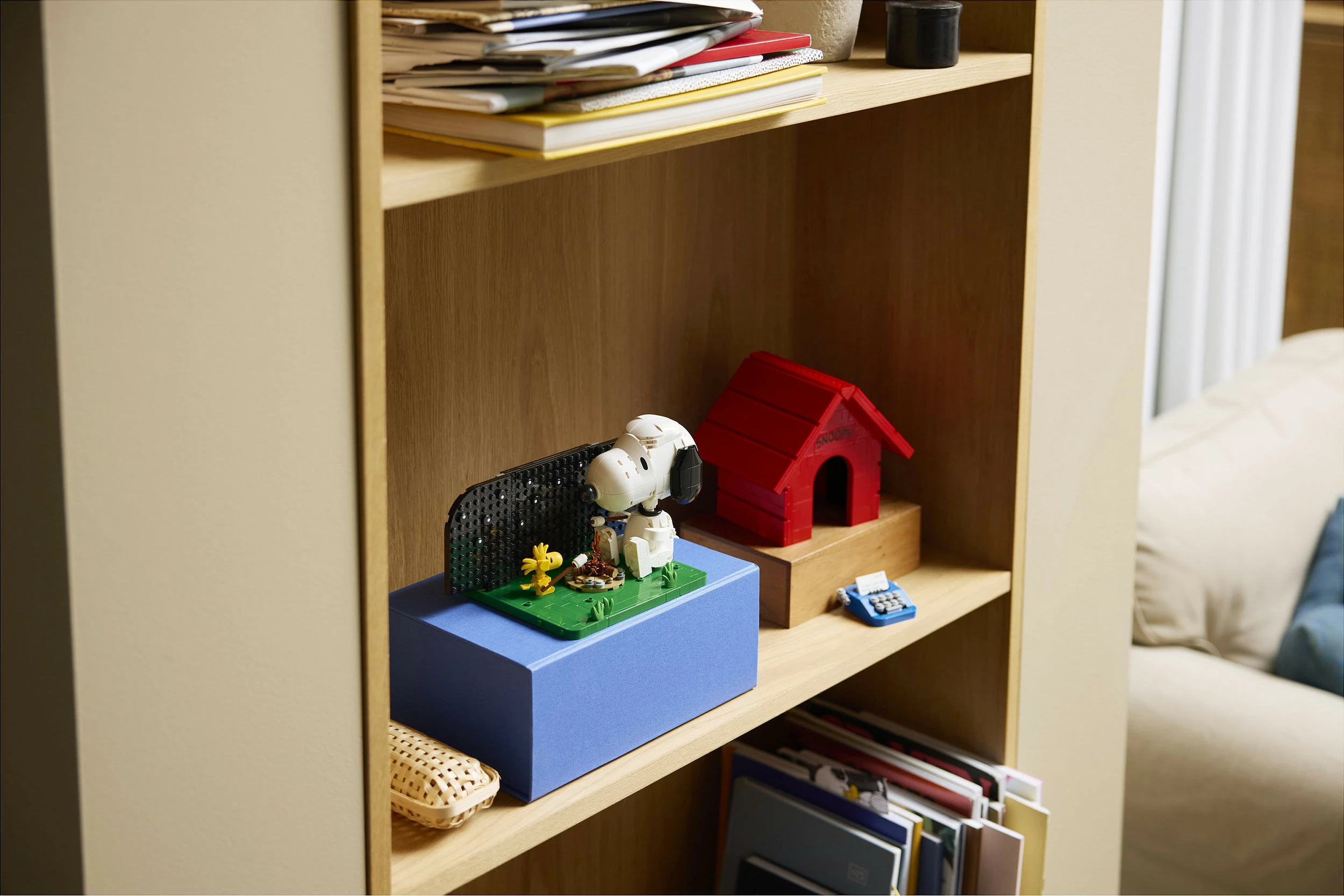 Set ndërtimi LEGO Ideas 21368 Peanuts Shtëpia e qenit e Snoopy, 964 copë, shumëngjyrësh