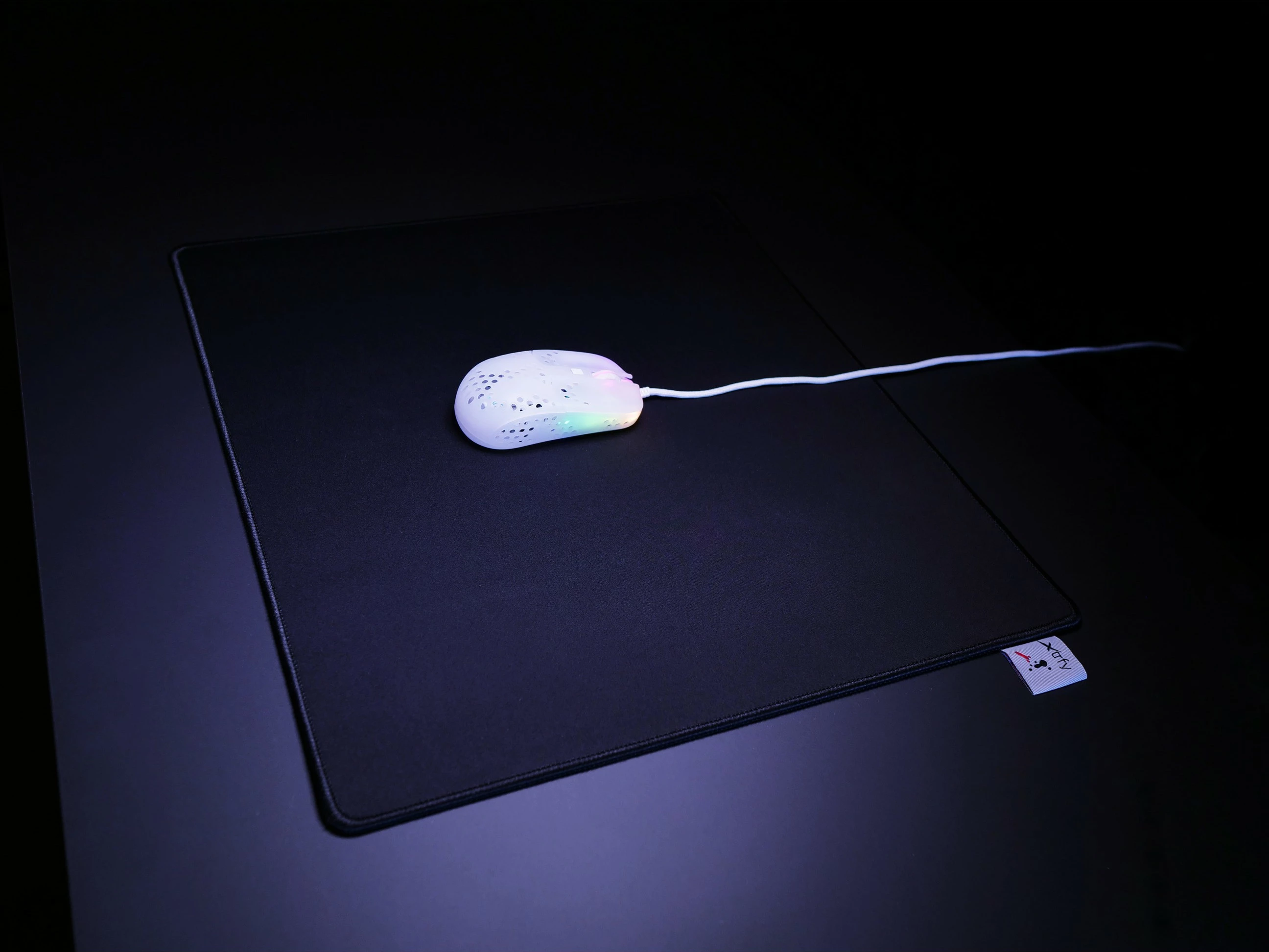 Mauspad Cherry XTRFY GPZ1, Gaming, E zezë