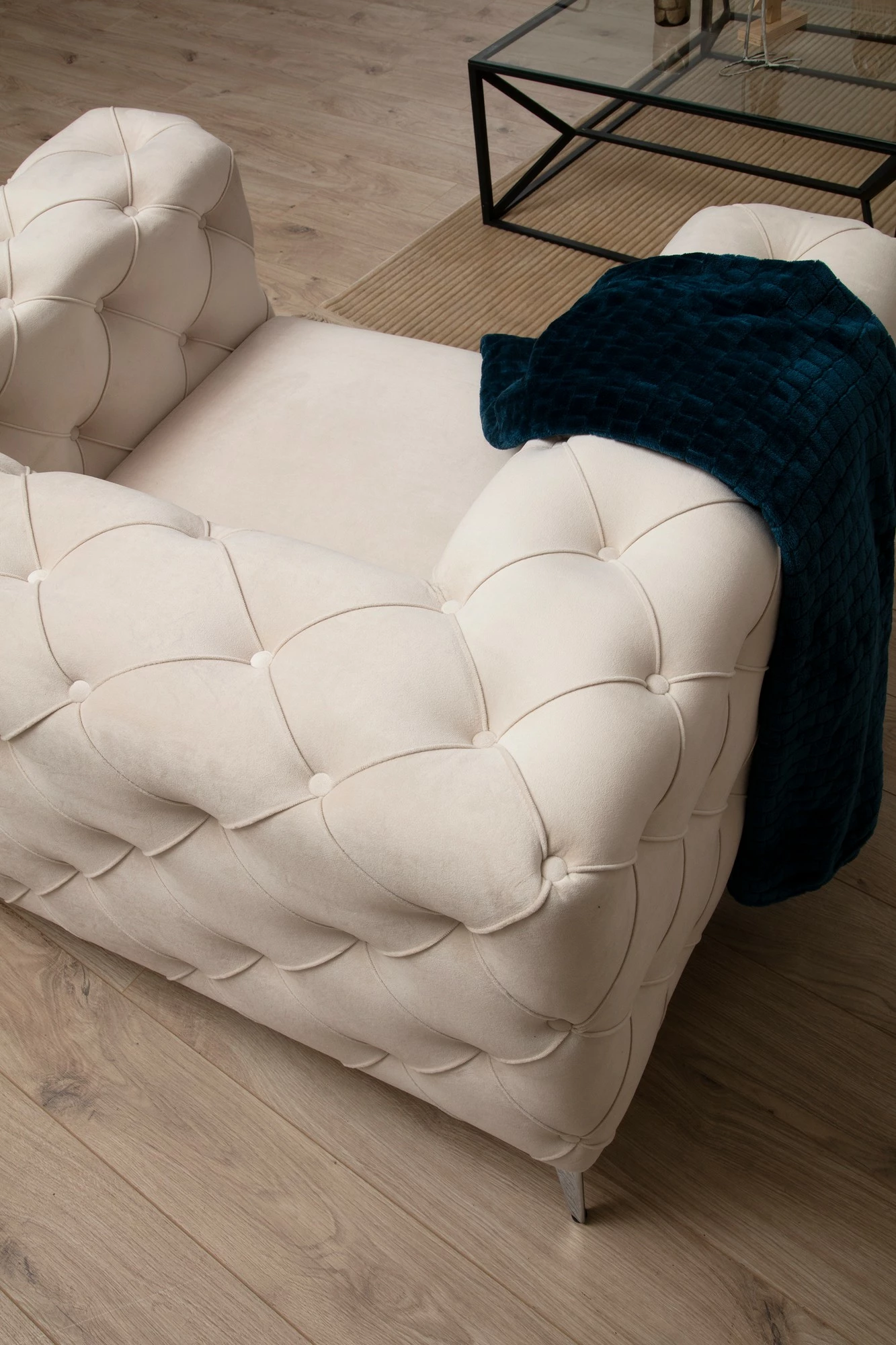 Karrige krahu Atelier del Sofa, Como, ecru