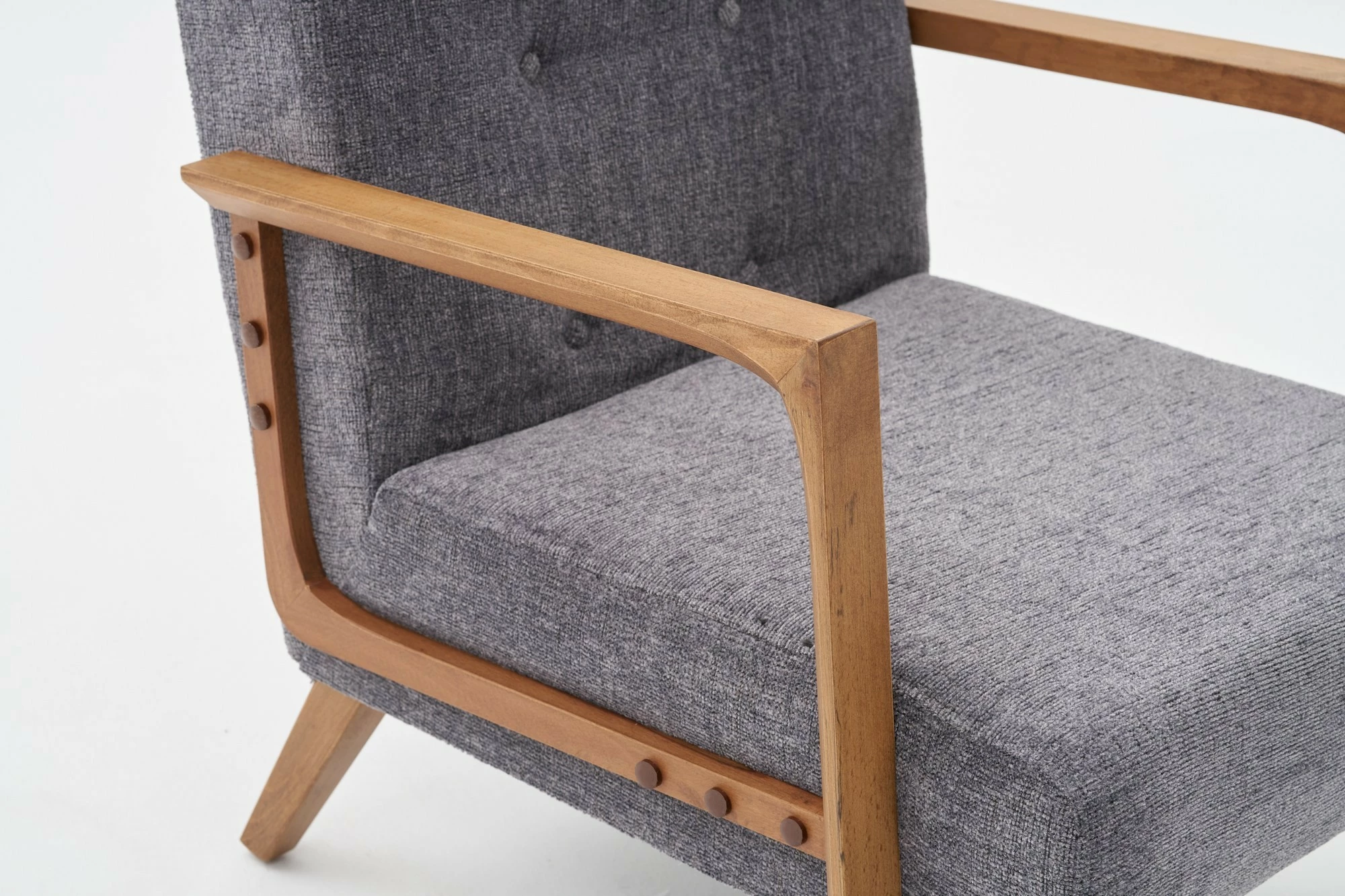 Karrige Wing Atelier del Sofa, Kemer, ngjyrë gri
