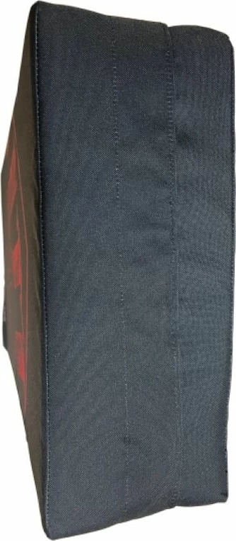 Mburojë trajnimi Masters, zezë e kuqe