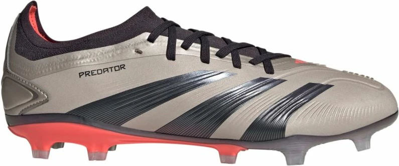 Atlete futbolli adidas për meshkuj, të zeza