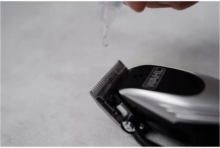 Makinë rroje Wahl Rapid Clip 9657.0460, inox, bateri-litium, ngjyrë argjendtë