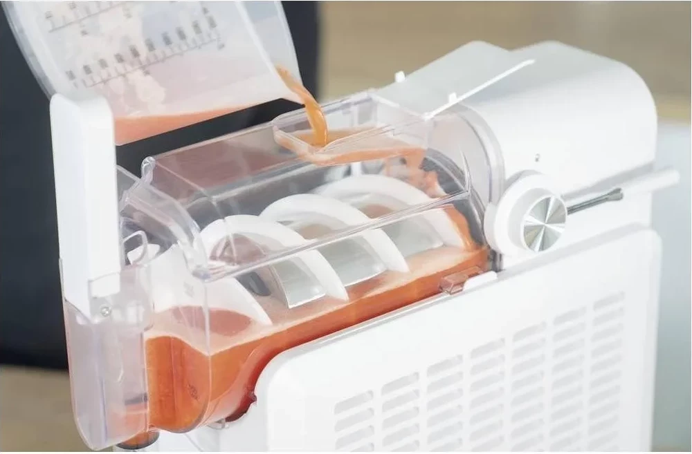 Aparat për pije të ftohta Unold Susi 48940, 1.5L, 220W, bardhë