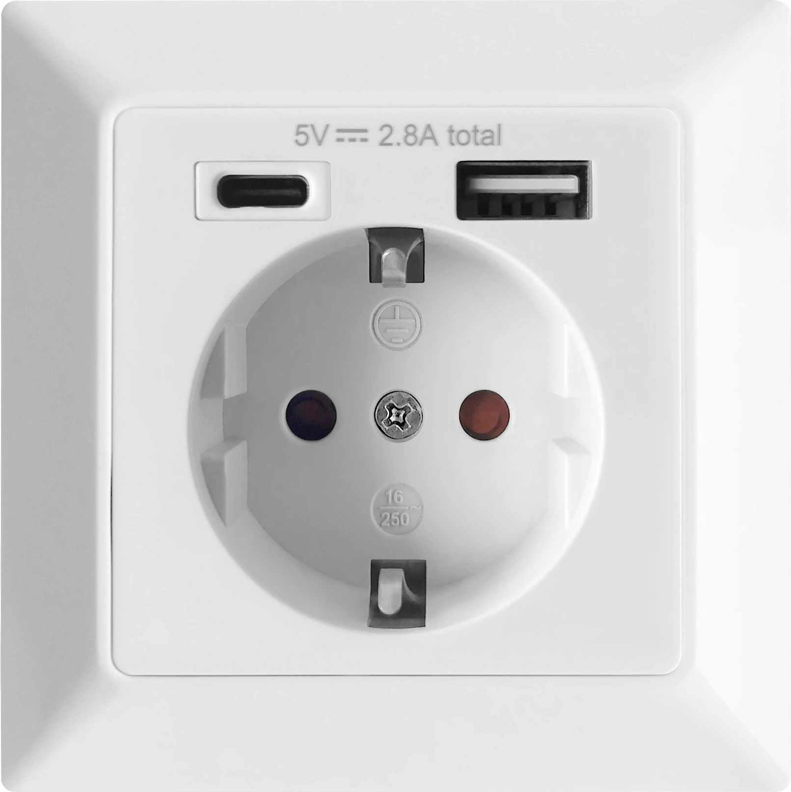 Prizë elektrike Orno OR-AE-13232(GS), Schuko 2P+Z, USB-A + USB-C, 16A, 5V/2.8A, e bardhë, 1 copë