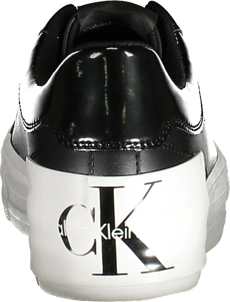 Atlete femra Calvin Klein, të zeza