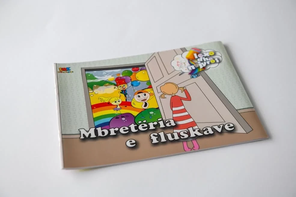 Mbretëria e Fluskave MF243