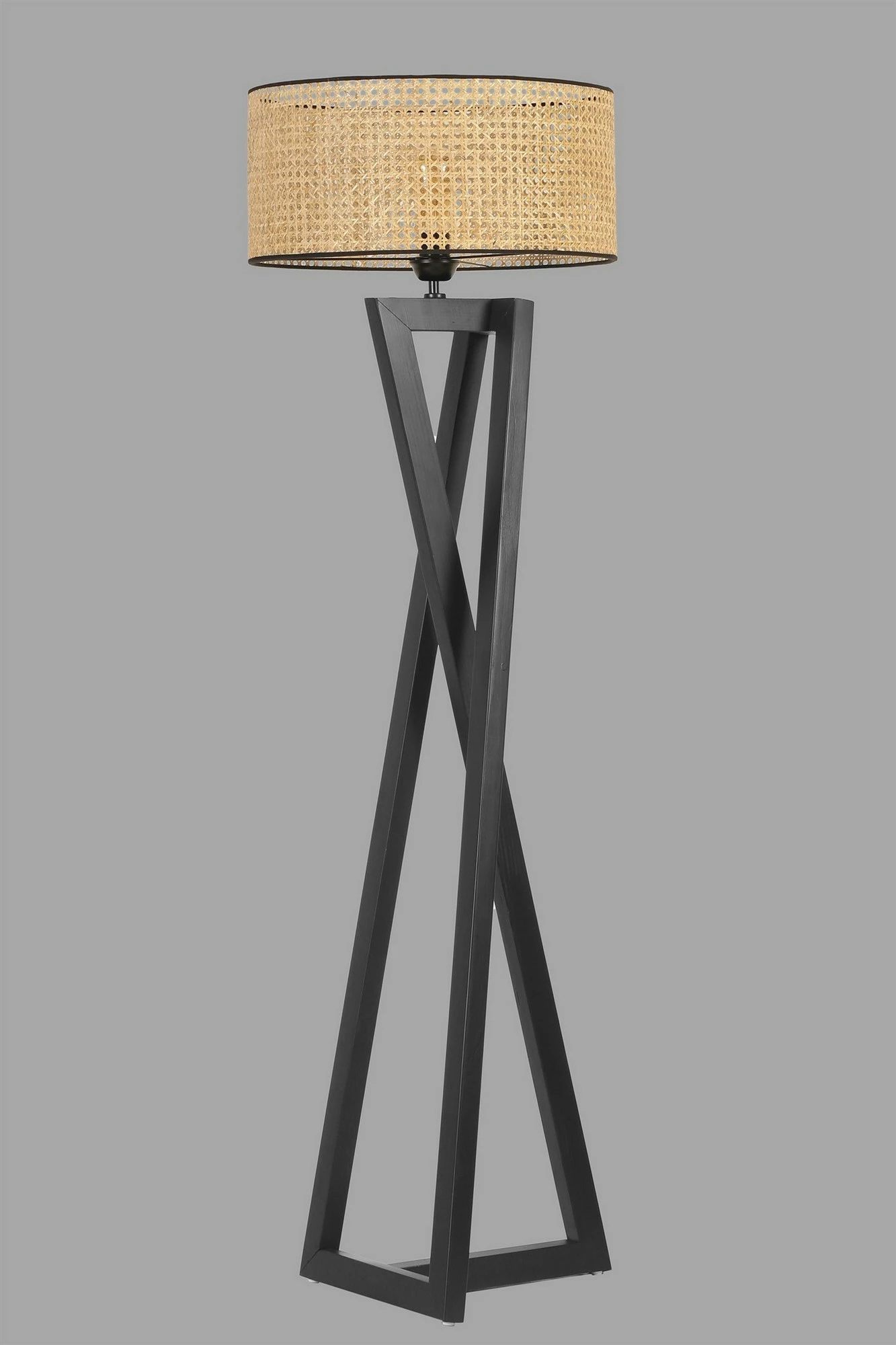Lambader me trup druri, abazhur ratan, ngjyrë e zezë, 150cm