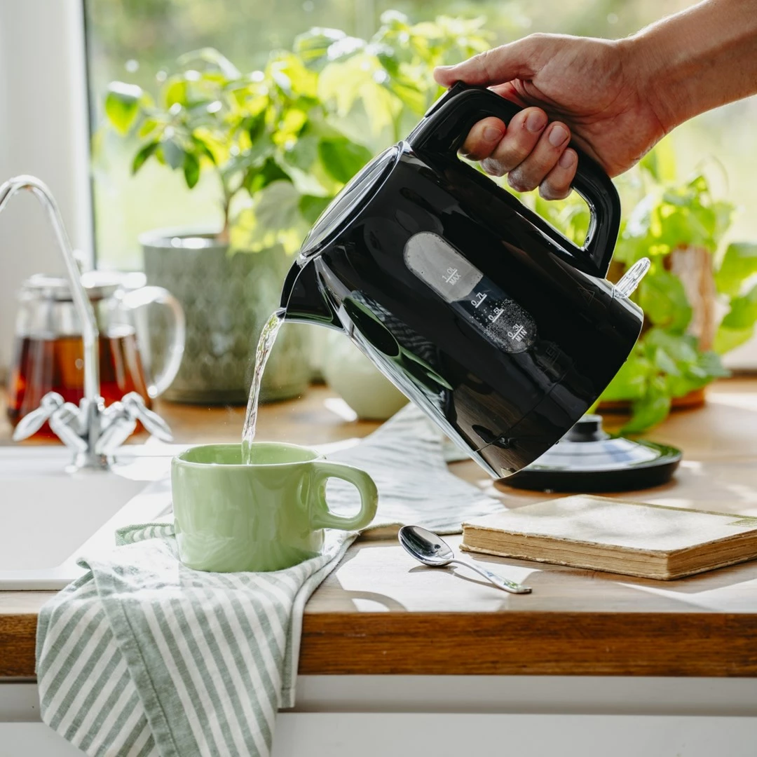 Ibrik elektrik Adler AD 1380B, 1L, i zi