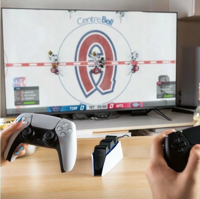 Stacion karikimi i dyfishtë Fixed FIXPS5-DCC-BW për kontrollor PS5 DualSense, USB-C 5V/2A, bardhë/zi