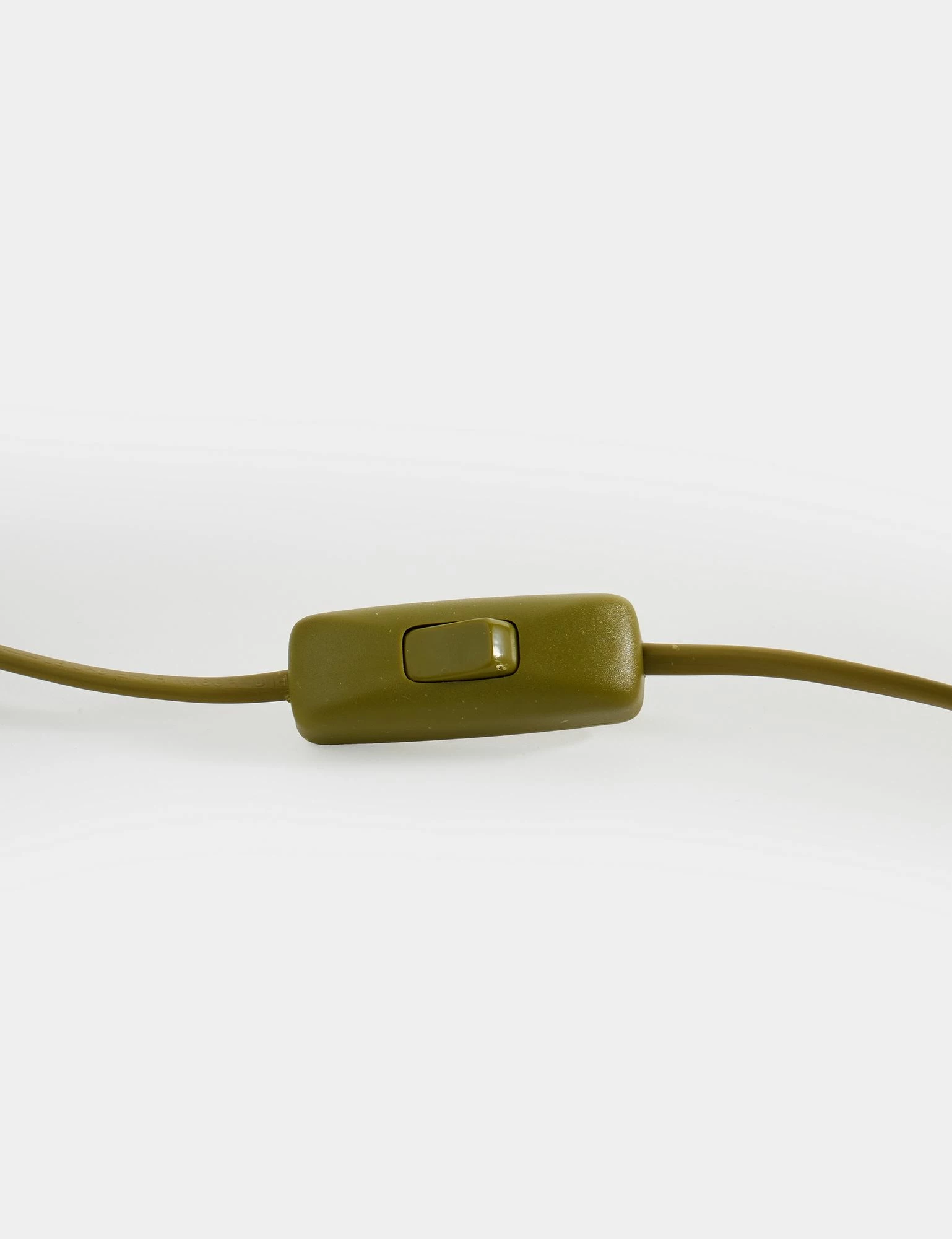 Llambë tavoline Opviq, Meya, ngjyrë kafe