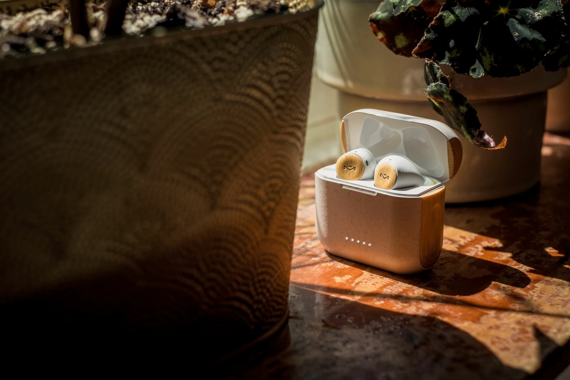 Kufje House of Marley Rebel True Wireless, Bluetooth, 30 orë, karikim wireless, IPX5, bezhë